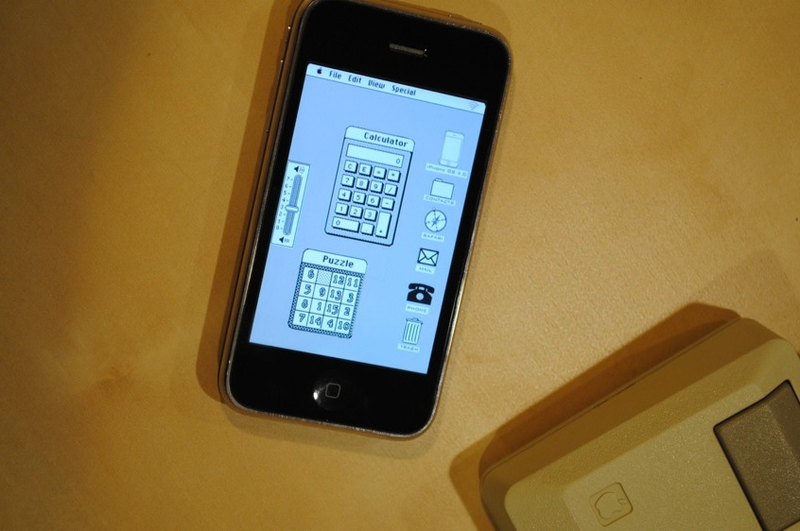 Illustration for article titled iPhone Mockup Gallery